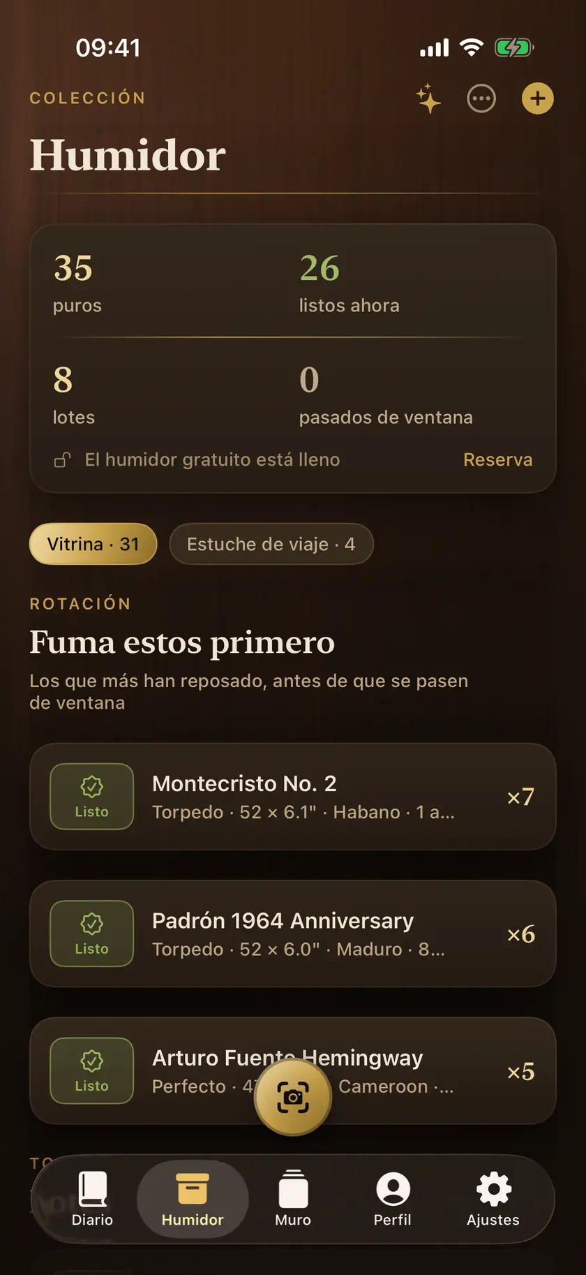 Inventario del humidor en Ligero: lotes en la vitrina con su tiempo de reposo